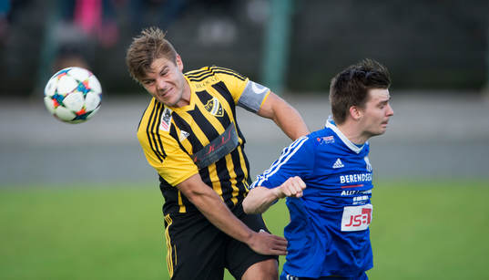 IFK Hässleholms Pontus Björnsson i matchen i division 2