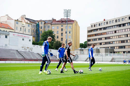Danmarks målvakter Jakob Busk, Frederik Rönnow och David