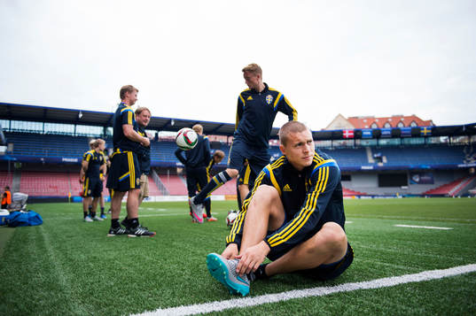 Bläddra bland fler bilder av Fotboll, U21-EM, Sverige, Träning och Presskonferens