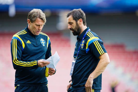 Sveriges förbundskapten Håkan Ericson och scout Zlatan