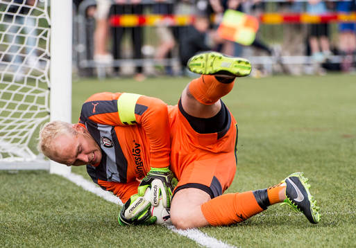 Höllvikens målvakt Marcus Eskilsson