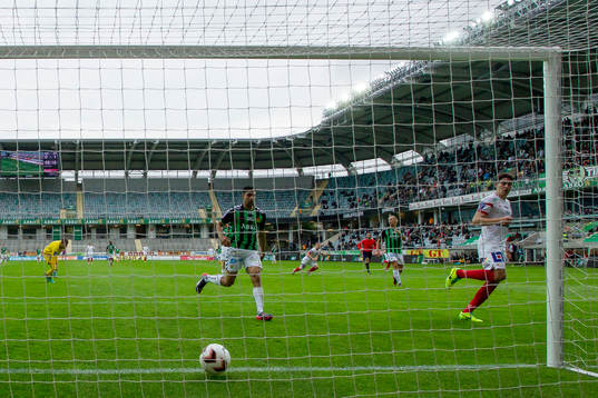 Assyriskas Gustavo Ezequiel Blanco Leschuk rullar in 2-0