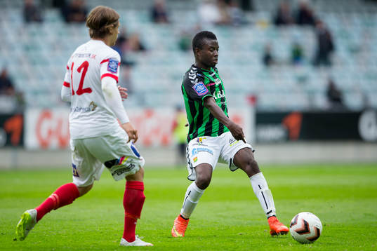 GAIS Kieron Cadogan mot Assyriskas Fredrik Holster