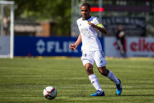 Östersunds Alex Dyer