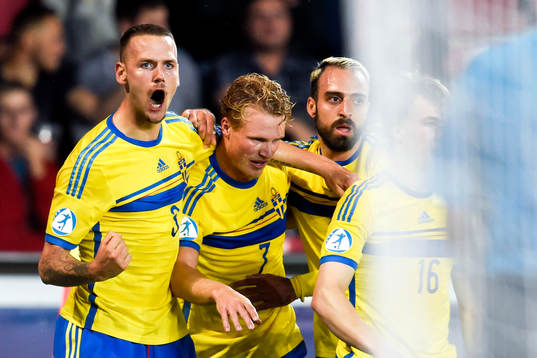 Sveriges Alexander Milosevic, Oscar Hiljemark, Abdullah