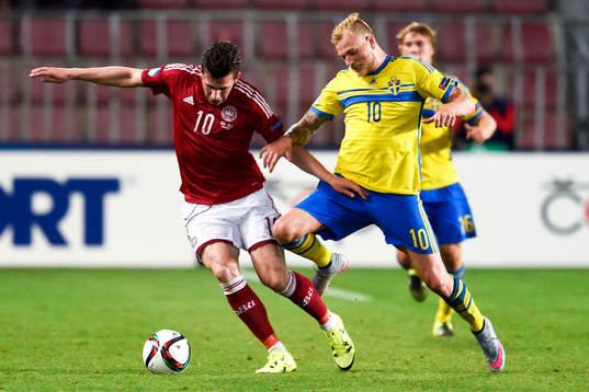 Danmarks Pierre-Emile Højbjerg och Sveriges John Guidetti