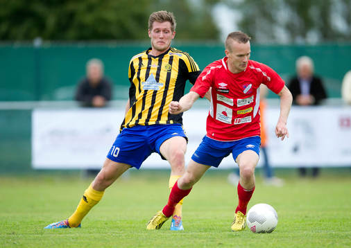 Jonsereds Richard Björnander blir bortvänd av Höganäs