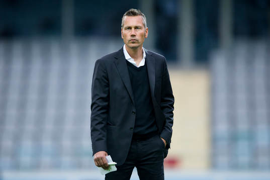 Örgrytes tränare Marcus Lantz innan  fotbollsmatchen i