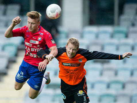 Örgrytes Sebastian Ohlsson i nickduell med Kristianstads