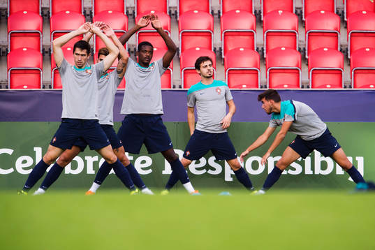 Portugals William Carvalho och Bernardo Silva