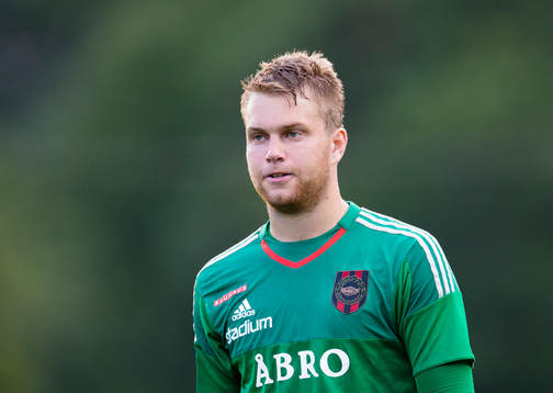 Brommapojkarnas målvakt Rasmus Emanuelsson