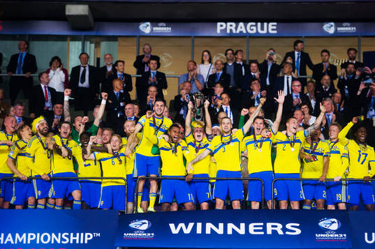 Sveriges Sebastian Holmén, Ludwig Augustinsson, Arber
