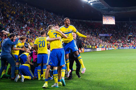 Sveriges Isaac Kiese Thelin jublar