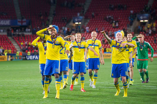 Sveriges Isaac Kiese Thelin, Ludwig Augustinsson och John