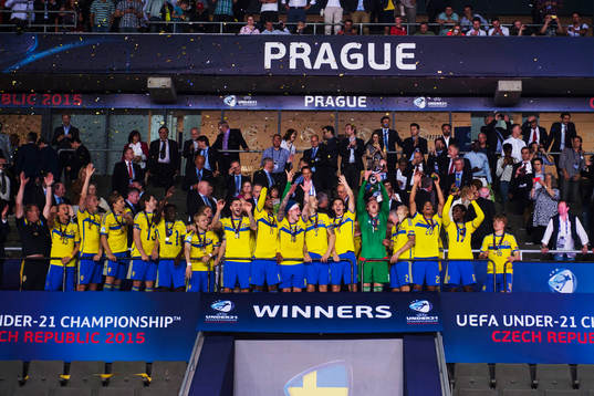 Sveriges Ludwig Augustinsson, Arber Zeneli, Joseph Baffo,