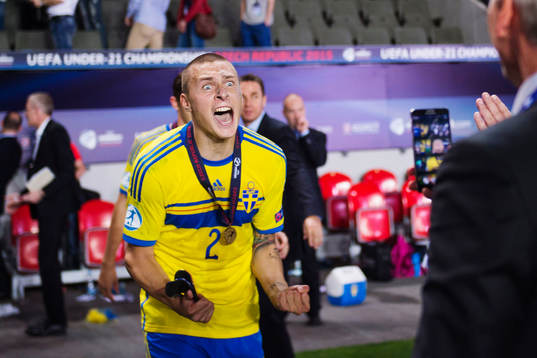 Sveriges Victor Nilsson Lindelöf jublar