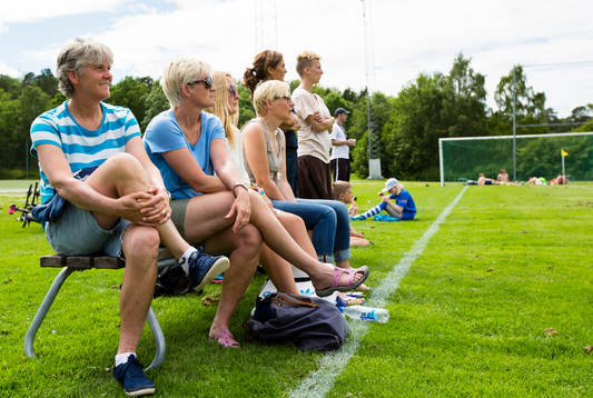 Sveriges förbundskapten Pia Sundhage som åskådare