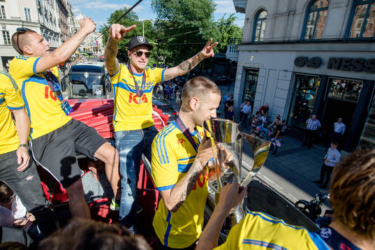 Sveriges Victor Nilsson Lindelöf , John Guidetti och