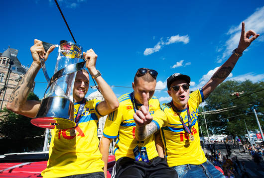 Alexander Milosevic, Victor Nilsson Lindelöf och John