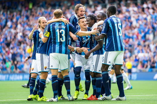 Djurgårdens spelare firar