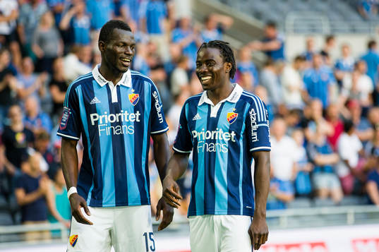 Djurgårdens Omar Colley (v) och 2-0 målskytten Sam