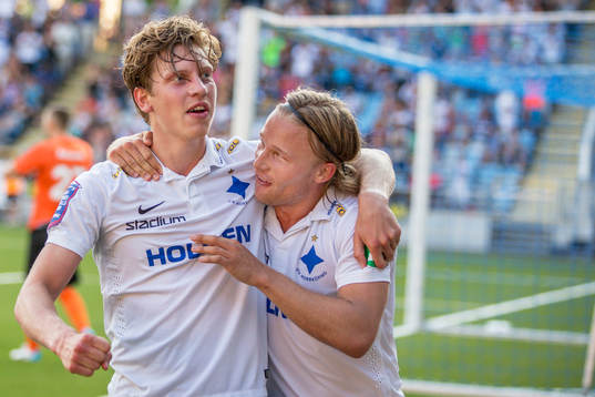 Bläddra bland fler bilder av Fotboll, Allsvenskan, Norrköping - Malmö FF