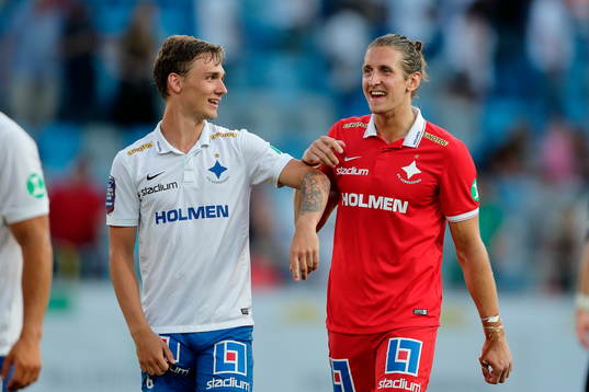 Norrköpings Linus Wahlqvist och målvakt David Mitov