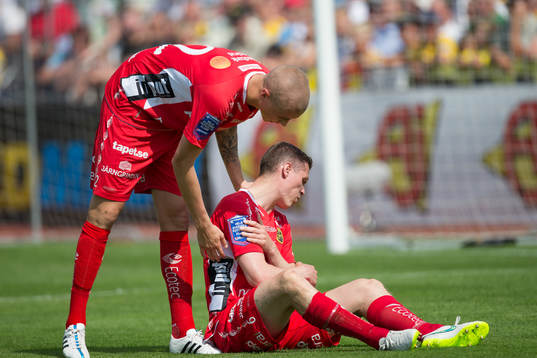 Elfsborgs Jesper Manns och Elfsborgs Jon Jönsson (sitter