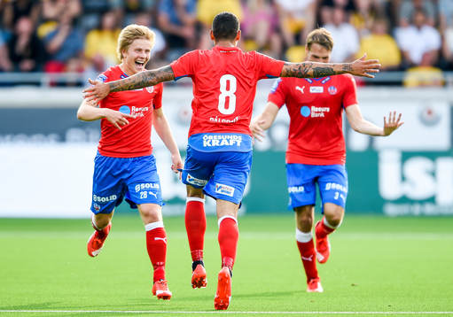 Helsingborgs Jere Uronen , Victor Palsson och Frederik