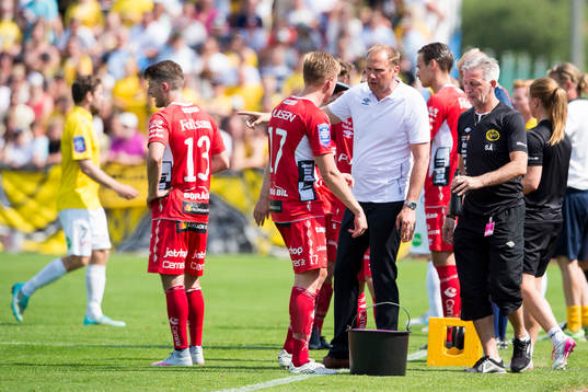Värmen gjorde tt det blev ett antal vattenpauser