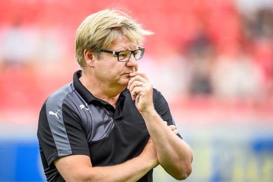 Kalmars tränare Peter Swärdh före fotbollsmatchen i
