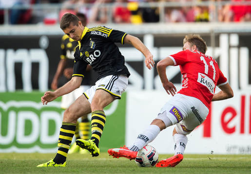 s Marko Nikolic och Kalmars Jonathan Ring