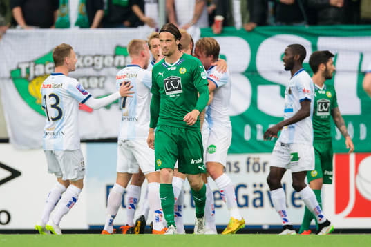 Hammarbys Linus Hallenius ser deppig ut