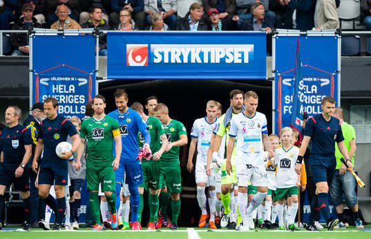 Spelarna gör entré