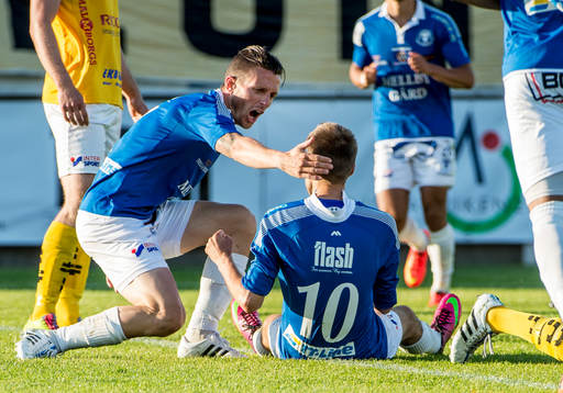 Bläddra bland fler bilder av Fotboll, Division 1 - Södra, Trelleborg - Lund