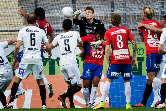 Östers målvakt Malkolm Nilsson