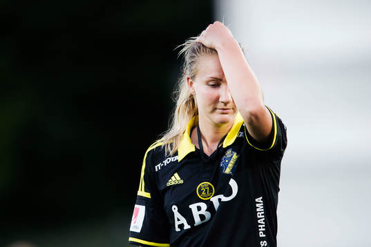 AIKs Emma Lundh deppar