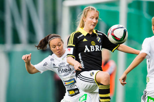 Piteås June Pedersen och AIKs Emma Lundh