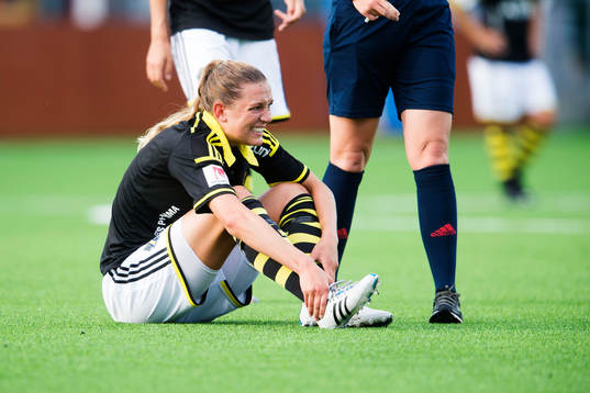 AIKs Jennie Nordin har ont