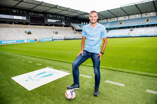 Malmö FF presenterar ett nyförvärv i form av Vladimir