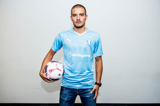 Malmö FF presenterar ett nyförvärv i form av Vladimir