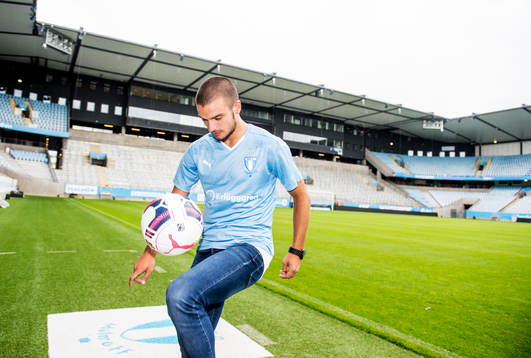 Malmö FF presenterar ett nyförvärv i form av Vladimir