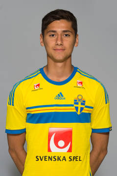 Adel Ziarat som spelar i P17/98-landslaget