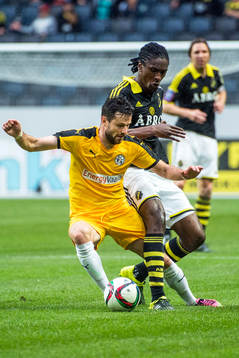 s Admir Catovic och AIK:s Dickson Etuhu