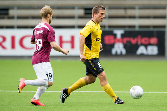 Elfsborgs Anders Svensson och Lahtis Aleksi Paananen