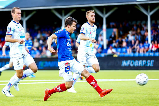 Åtvidabergs Simon Skrabb gör 1-0