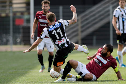 Landskronas Andrew Stadler mot Qvidings Arash Bayat