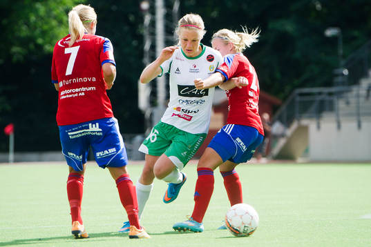 Hammarbys Katrin Schmidt
