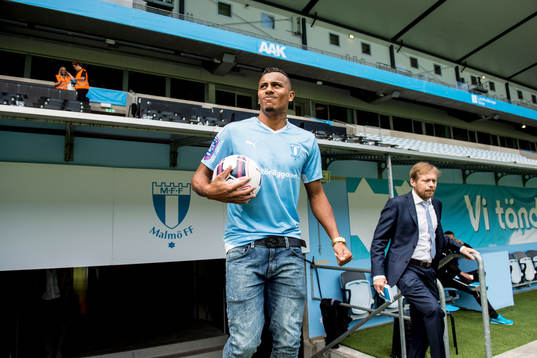 Malmö FF presenterar ett nyförvärv i form av Luis Felipe