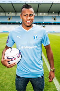 Malmö FF presenterar ett nyförvärv i form av Luis Felipe